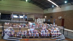 Rede de voluntários ‘Família Solidária’ arrecada doações para instituições sociais em todo o Paraná