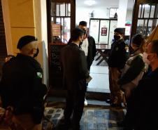 Operação da Secretaria da Justiça fiscaliza o cumprimento das medidas de prevenção à Covid-19 em bares e restaurantes 