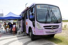 Ônibus Lilás vai percorrer 14 municípios em novembro,  levando atendimento à mulher vítima de violência