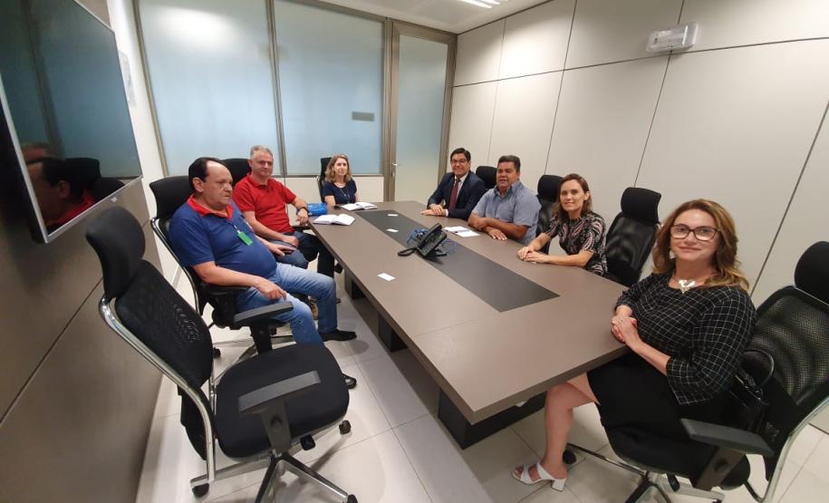 Agências do Trabalhador de Assis Chateaubriand e Santa Helena vão ofertar 5 mil vagas de emprego para a Frimesa