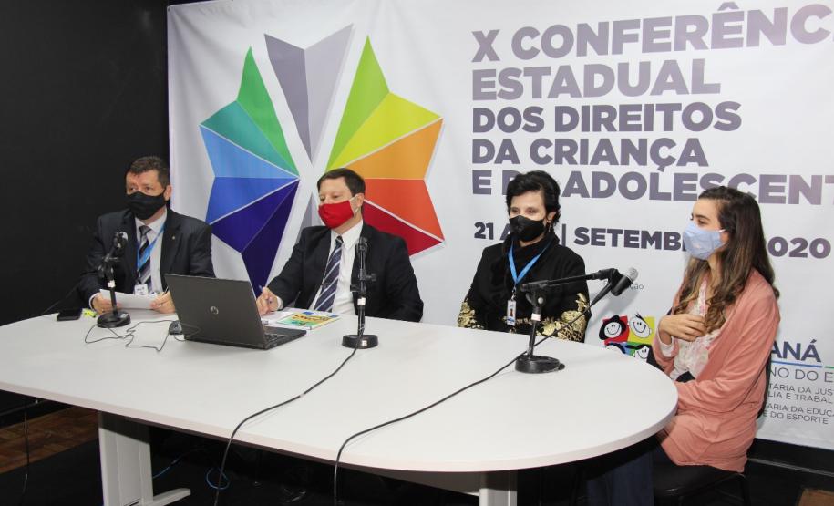 Presidente do Conselho Estadual enaltece trabalho do secretário Ney Leprevost durante abertura da Conferência da Criança e do Adolescente