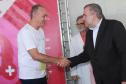 Luciana Massa e Ney Leprevost no Outubro Rosa do Hospital Erasto Gaertner