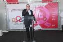 Luciana Massa e Ney Leprevost no Outubro Rosa do Hospital Erasto Gaertner
