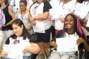 Membros da ala da inclusão da Escola Enamorados do Samba são homenageados pelo serviço prestado a causa das pessoas com deficiência