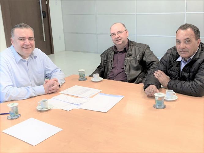 Secretários municipais de Palmeira conhecem programas da Secretaria da Justiça