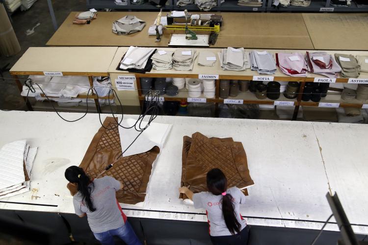 Taxa de desocupação no Paraná cai no terceiro trimestre