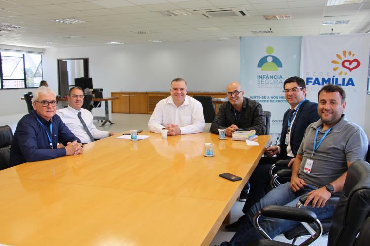 Secretaria da Justiça, Família e Trabalho apoia palestra sobre liderança, família e relacionamentos