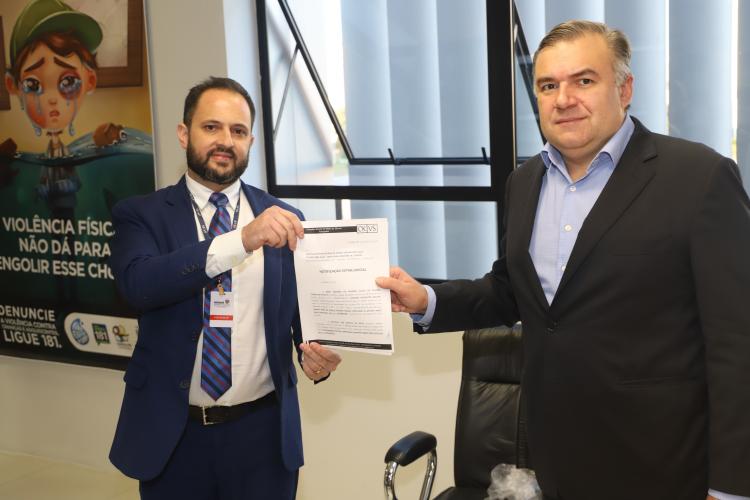 Advogado apresenta reivindicações sobre escolas particulares