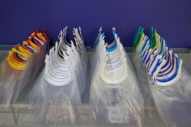 Secretaria entrega aproximadamente 500 máscaras de proteção facial para hospitais de Curitiba e região