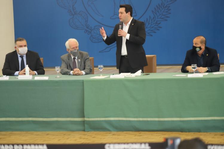 Secretário Ney Leprevost apresenta programas da Secretaria da Justiça, Família e Trabalho ao ministro da Cidadania, Onyx Lorenzoni, durante evento com governador Carlos Massa Ratinho Junior