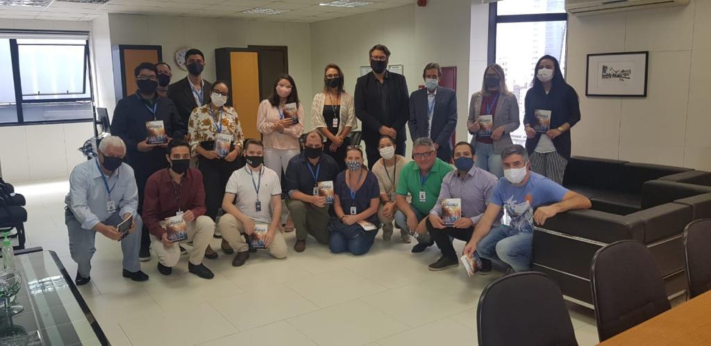 Diretoria-Geral da Secretaria da Justiça, Família e Trabalho recebe visita do pastor Ilson Geisler da Igreja Adventista do Sétimo Dia