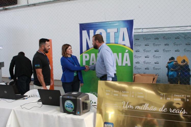 Governo leva os diversos serviços gratuitos do Paraná Cidadão para a população de Tapejara