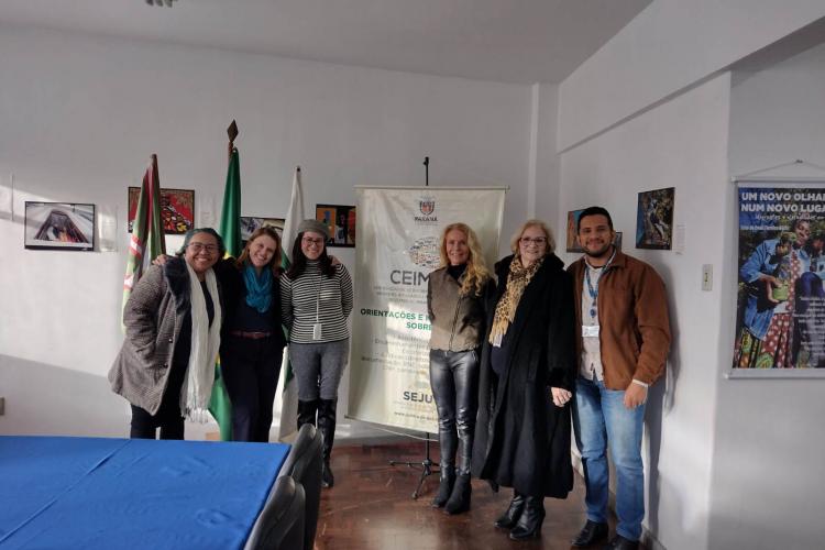 A equipe da OIM conheceu os programas paranaenses da área de geração de emprego e renda, capacitação profissional e regularização documental que já estão disponíveis para os migrantes no Paraná