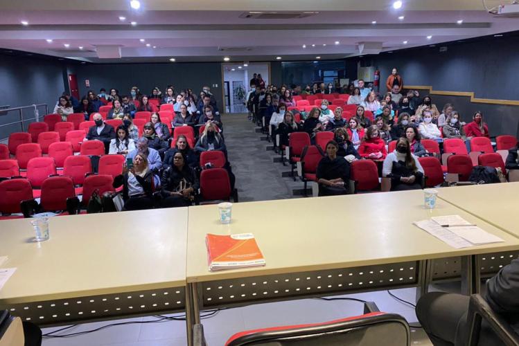 Governo promove Curso de Capacitação para adesão ao Programa Criança Protegida