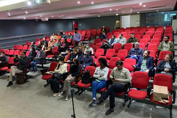 Secretaria da Justiça, Família e Trabalho promove livro que traça perfil da comunidade LGBTI+