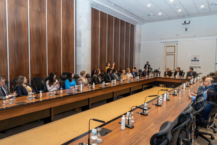 Em ação conjunta, Governo propõe medidas nas escolas para acolhimento e combate à violência