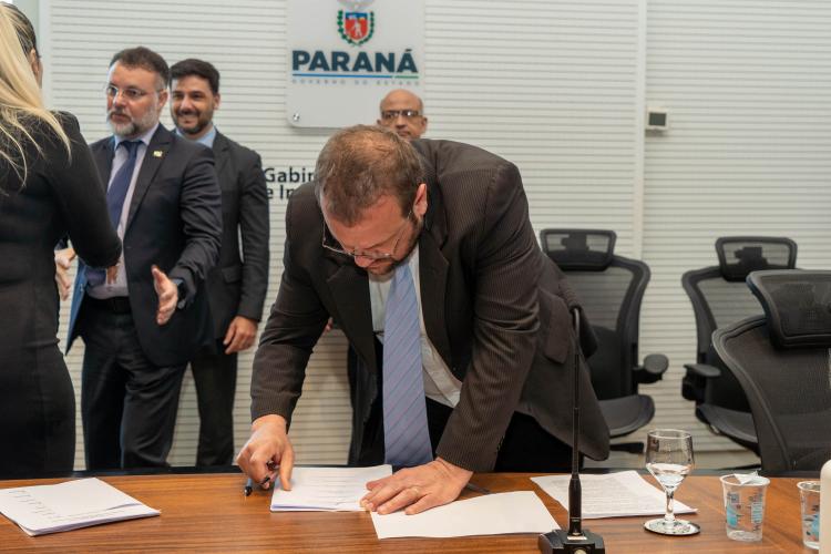 Em ação conjunta, Governo propõe medidas nas escolas para acolhimento e combate à violência