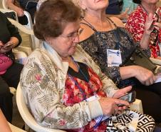 Curso gratuito de smartphone para idosos é sucesso na Paróquia de São Bráz