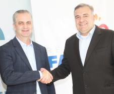 Ney Leprevost recebe prefeito de Maringá