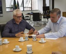Ney Leprevost e coronel Pancotti recebem representantes dos servidores do Sistema Socioeducativo do Paraná