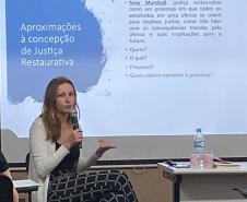 Servidores da socioeducação recebem capacitação para o fortalecimento dos vínculos entre adolescentes e familiares