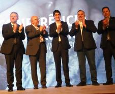 Em evento internacional, Ney Leprevost fala  sobre programas sociais para proteger as famílias