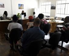 Centro oferta 62 vagas de emprego para migrantes e refugiados em Curitiba