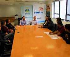 Paraná Cidadão e Feira da Cidadania vão ofertar exames de visão gratuitos para crianças e adolescentes com o Adam Robô