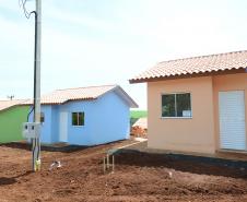 Governo entrega casas populares para famílias de Manoel Ribas