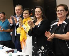 2,1 mil conselheiros tutelares tomam posse em todo o Paraná