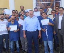 Ney Leprevost entrega certificação para mais 44 formandos das Carretas do Conhecimento, em Curitiba