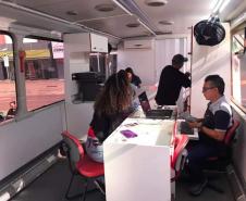 Ônibus da Agência do Trabalhador oferta vagas de emprego nas proximidades do Show Rural, em Cascavel 
