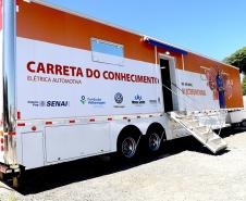 Ney Leprevost participa da aula inaugural da Carreta do Conhecimento, em Santa Felicidade