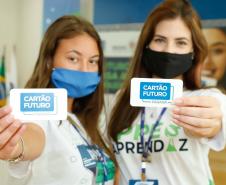 Ampliação do Cartão Futuro é anunciada em novo pacote econômico do Governo do Paraná
