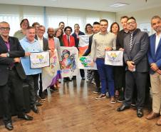 Comitiva paranaense participa de Fórum e Jornada LGBT em Brasília