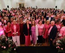 Paraná Rosa encerra com lançamento de edital para pesquisa voltado a mulheres com câncer de mama