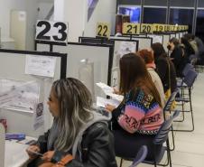 Número de trabalhadores estrangeiros quase dobrou no Paraná entre 2018 e 2022