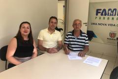 Sejuf repassa recursos para APAE de Floraí