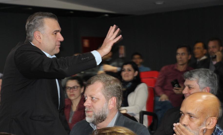 Ney Leprevost apresenta programas da Secretaria da Justiça para líderes evangélicos