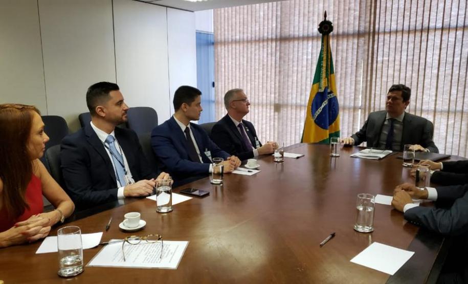 Operação Luz na Infância