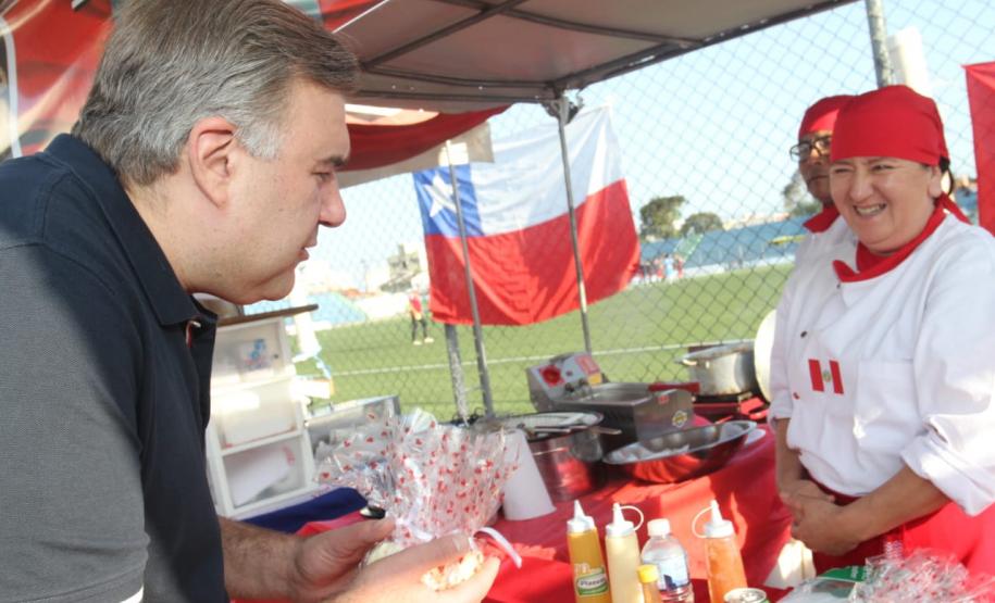 Copa dos Refugiados e Migrantes etapa paranaense. Colômbia campeã