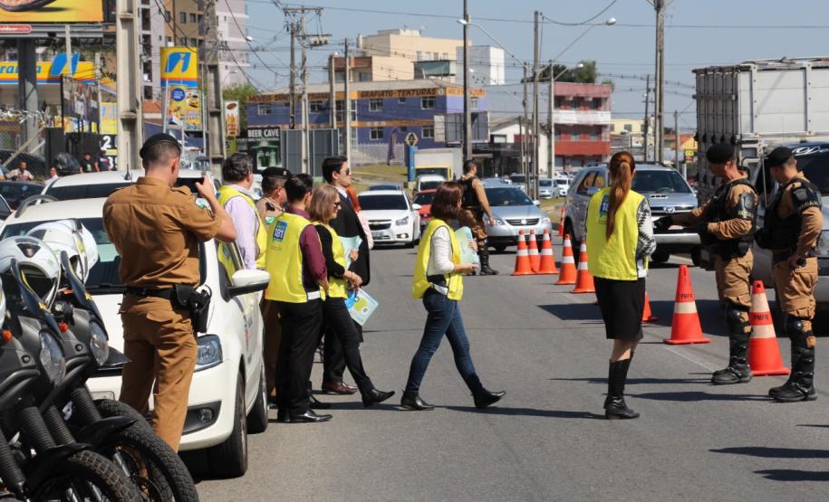 Força-Tarefa Infância Segura realiza ação de conscientização e prevenção em São José dos Pinhais