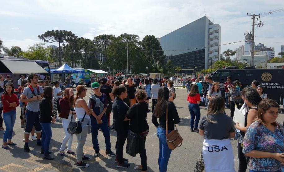 Geração Paraná proporcionou serviços e lazer aos jovens neste sábado