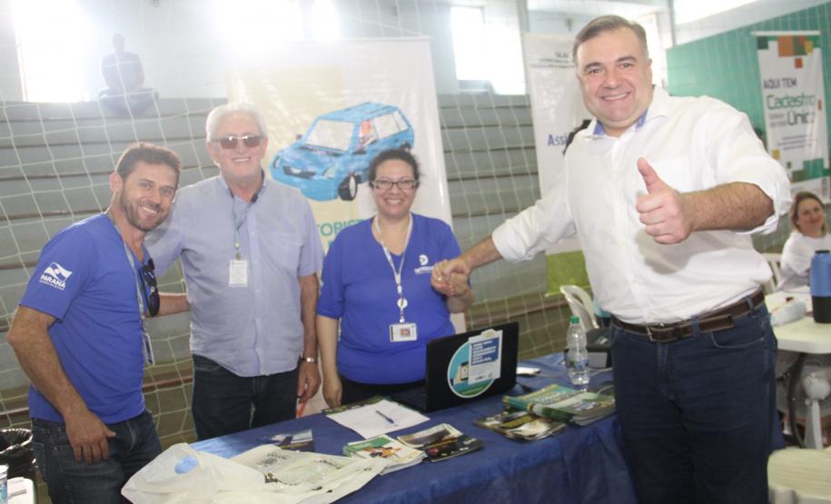 Ney Leprevost participa da feira de serviços Paraná Cidadão em Almirante Tamandaré