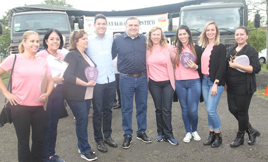 Governo nos Bairros faz mais de 1.000 atendimentos no Sítio Cercado, em Curitiba