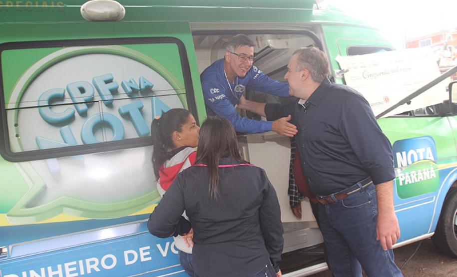 Governo nos Bairros faz mais de 1.000 atendimentos no Sítio Cercado, em Curitiba