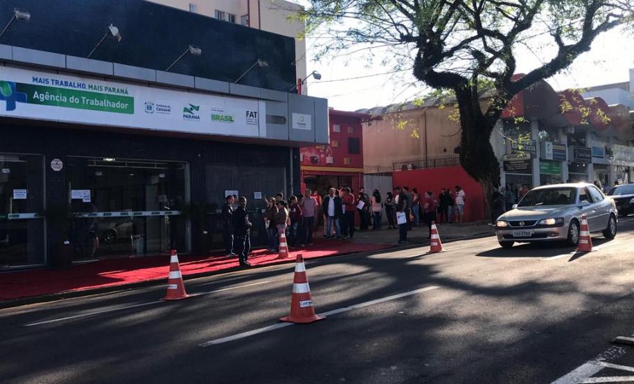 Agência do Trabalhador de Curitiba atende mais de mil pessoas com deficiência no Dia D