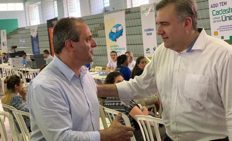 Ney Leprevost participa da feira de serviços Paraná Cidadão em Almirante Tamandaré