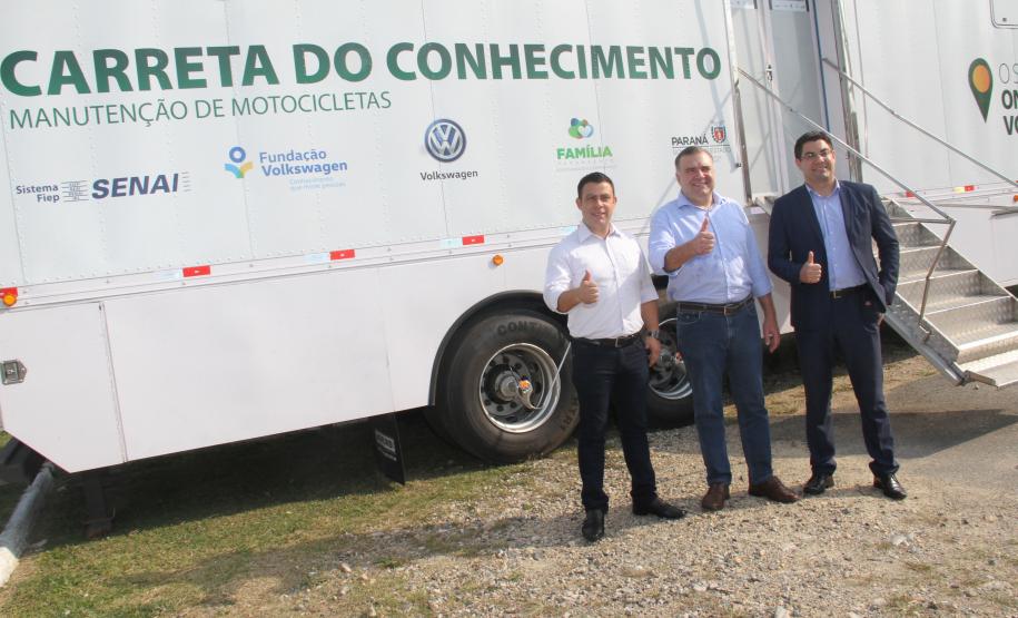 Bairro Tatuquara, em Curitiba, recebe Carreta do Conhecimento