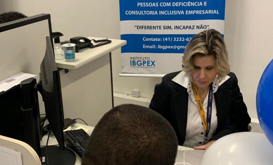Agência do Trabalhador de Curitiba atende mais de mil pessoas com deficiência no Dia D